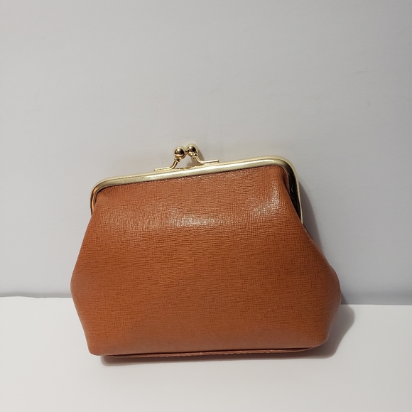 NEW! DOONEY & BOURKE Pebble Grain Leather Large Frame Coin Purse/Pouch - Picture 3 of 8